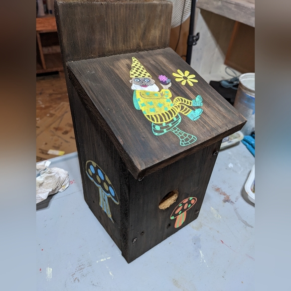 Handmade GNOME Cedar Wood Birdhouse - Picture 7 of 8
